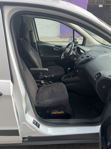 Ford Transit Courier 2023