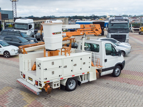 Iveco Daily 55c17cs 2013 3/4 Linha Viva = 8120, 710, 1016
