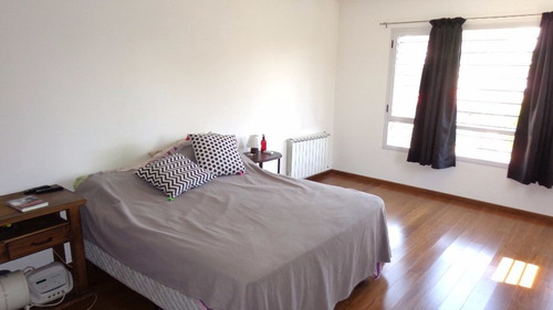 Imagen 8 de 14 de Chalet En Venta En Lanus Oeste