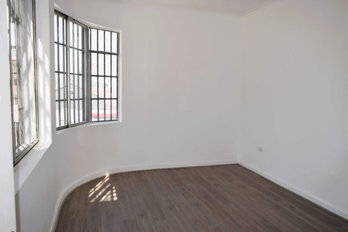 Arriendo Casa Comercial; Miguel Claro-bilbao (93747)