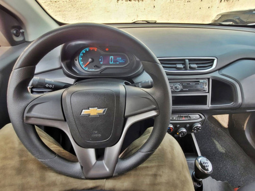 Imagem 7 de 10 de Chevrolet Onix 1.4 Mpfi Lt 8v Flex 4p Manual