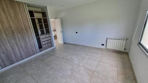Excelente Propiedad En Venta En Club De Campo Cruz Del Sur. San Vicente, Ruta 58.