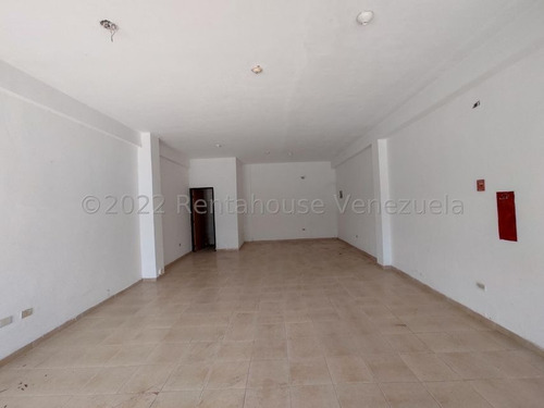Imagen 3 de 12 de Local En Venta En Zona Industrial San Crispin Aragua 22-27123 Irrr