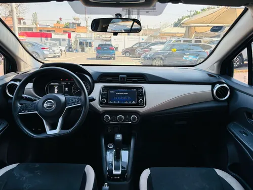 Nissan Versa Advance Cvt