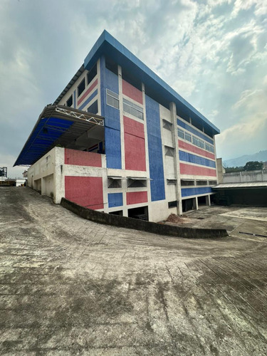 Imagen 2 de 9 de Lp Alquilo Edificio Comercial Empresarial En La Concordia