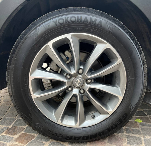 Imagen 14 de 14 de Hyundai Grand Santa Fe 3.3 V6 7p Gls At6 2019