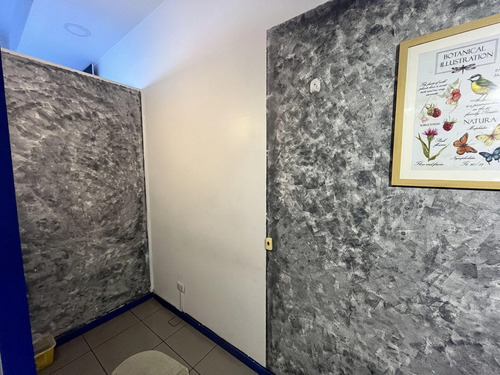 Local Comercial En Strip Center La Florida