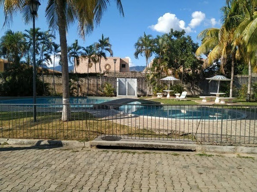 Imagen 7 de 9 de Town House En Venta Naguanagua Mañongo Mb Aa