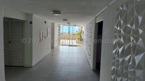 Imagen 17 de 28 de Apartamento En Venta, El Encantado, 63mts, Rah 23-637