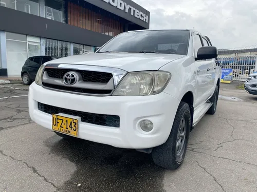 Toyota Hilux 2.5 Mt
