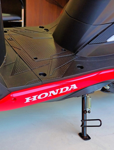 Imagen 4 de 16 de Honda Elite 125 Fi Tricolor Honda Redbikes