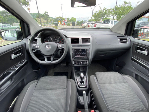 Volkswagen Fox 1.6 Connect Total Flex I-motion 5p