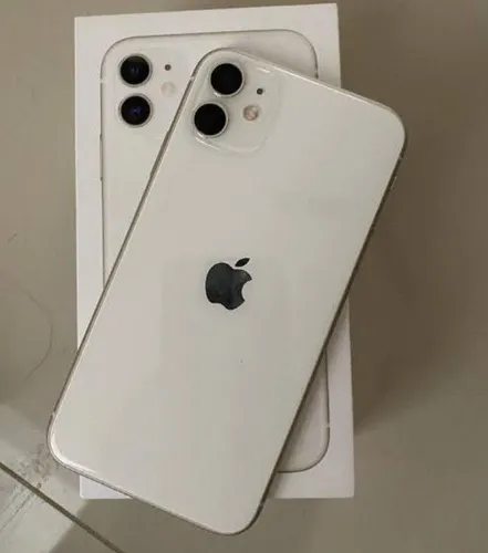 Celular iPhone 11 (Usado)