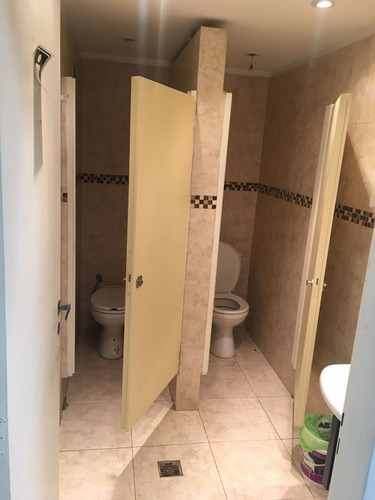 Imagen 13 de 17 de Galpon Con Oficinas En Venta