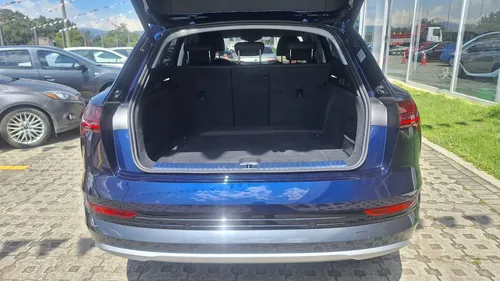 Audi E-tron Advanced