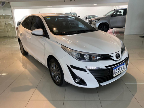 Toyota Yaris 1.5 107Cv Xls Pack Cvt Sedan