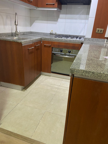 Espacioso Dpto. En Barrio República (se Reciben Ofertas)