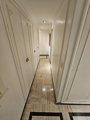 Excelente Departamento 6 Ambientes En Recoleta Con Cochera