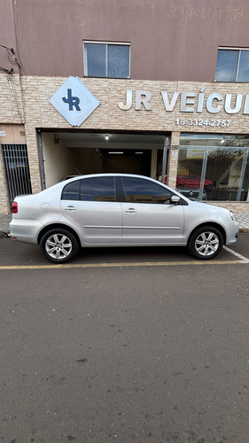 Volkswagen Polo Sedan 1.6 Vht Total Flex 4p