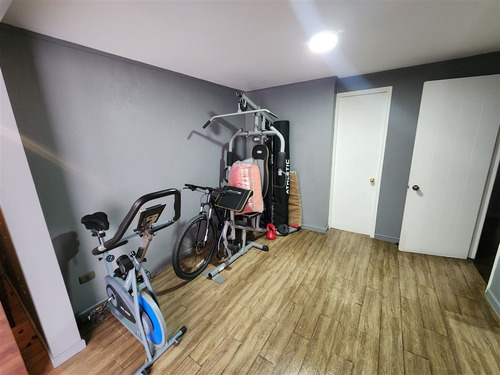 Casa En Venta De 5 Dorm. En Tiltil Ampliada Y Remodelada !!!