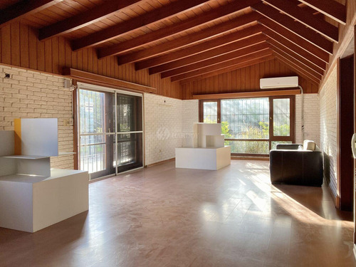 Venta Casa Con Renta Carrasco 4 Dormitorios Jardin Piscina Destino Vivienda Oficina Desarrollo Comer