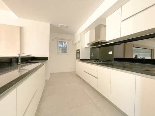Imagen 6 de 24 de Casa 3 Dorm. - San Sebastian, Barrio Cerrado - Funes.