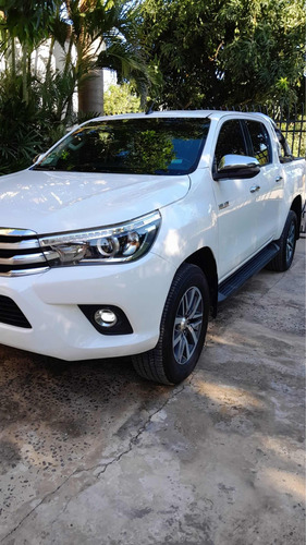Toyota Hilux 2.8 Cd Srx 177cv 4x2