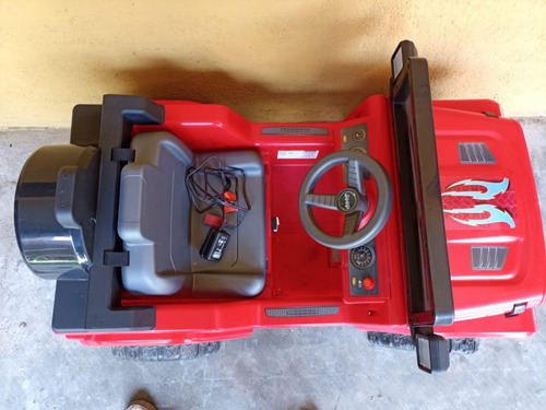 Fisher Price: Power Wheels 6v Jeep Wrangler Color Rojo (Usado)