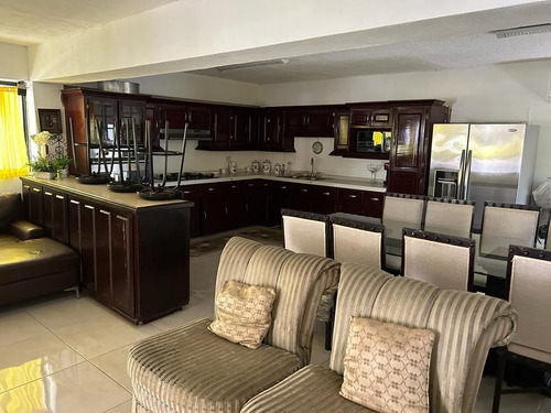 Quinta En Venta En El Castillo En Cadereyta
