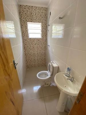 Imagem 4 de 14 de Casa Na Praia Com 2 Quartos, Padrão Geminada. Itanhaém