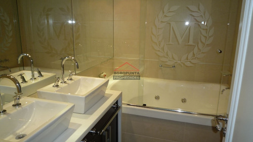 Apartamento En Brava, 3 Dormitorios *- Ref: 1291