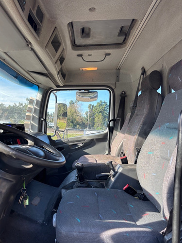 Camión Mercedes Benz Atego 1725 Chasis