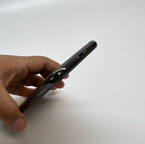 Imagen 5 de 9 de iPhone 11 Pro Max 256gb Graphite Cargador Cable Glass Funda