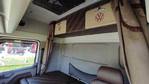 Imagem 14 de 15 de Vw 25360 6x2 Trucado Ano 2020 Com 99 Mil Km