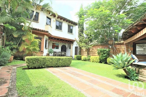 Casa En Venta Lomas De Cortes C/ Seguridad, Rápido Acceso Autopista Norte Cuernavaca