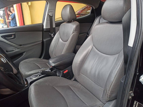 Imagem 15 de 15 de Hyundai Elantra 1.8 Gls 16v Gasolina 4p Automático