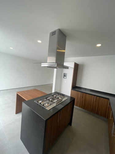 Imagen 9 de 30 de Ideal Para Vivir Casa En Venta En Capital Norte