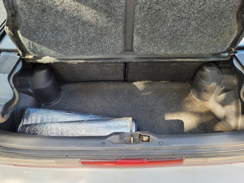 Imagen 12 de 15 de Suzuki Swift 1.3 Twincam 16 Valve