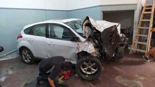 Ford Focus Se Mt