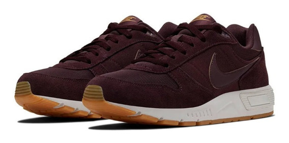 nike nightgazer bordo