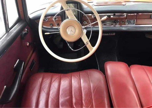 Imagen 6 de 7 de Mercedes-benz 220 220
