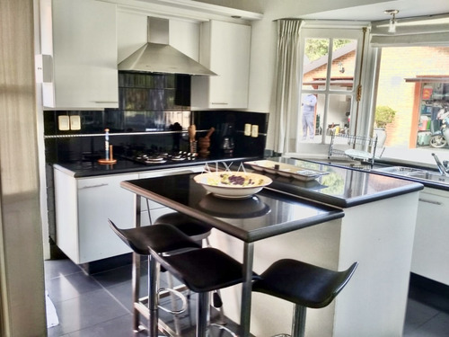 Venta Beverly Hills Punta Del Este Oportunidad- Ref: 345