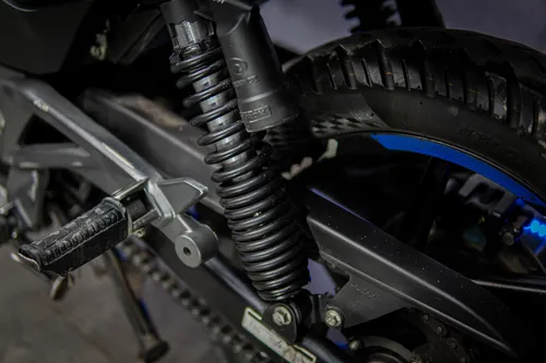 Bajaj Pulsar 180 Fi Neon 2022