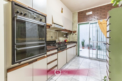 Venta Casa Terreno 126m² En Boedo Almagro Con 277m² Construidos 3 Terrazas Patio Quincho Parrilla