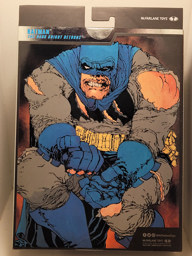 Batman-(battle Damage)7 -dc Multiverse-mcfarlane Toys (Usado)