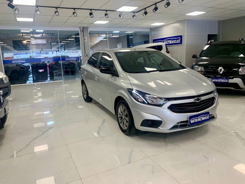 Chevrolet Onix plus JOY Plus Black Ed.1.0 8V 4p Flex Mec.