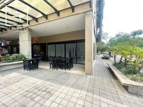 Local En Arriendo En Aguacatala. Cod A10543
