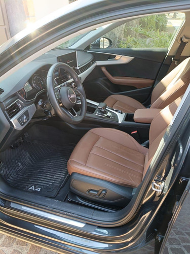 Versión 40 Tfsi Mild Hybrid Select, Stronic Gris Manhattan