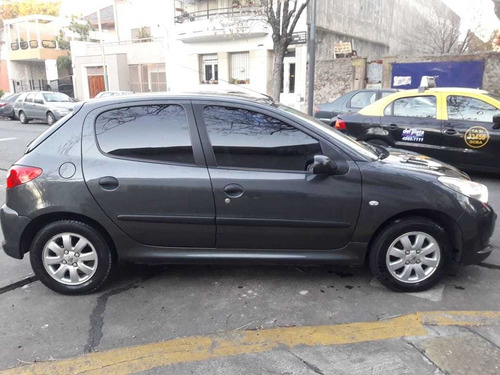 Peugeot 207 2011 1.4 Xr