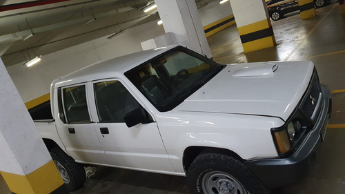 Mitsubishi L200 2.5 L Cab. Dupla 4x4 4p